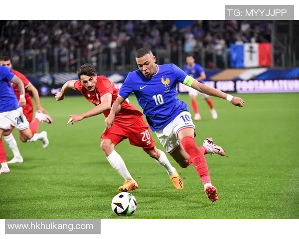 法国足球队球星的成长历程与辉煌成就解析